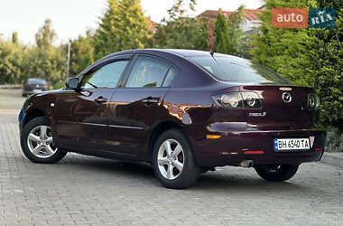 Седан Mazda 3 2007 в Одесі