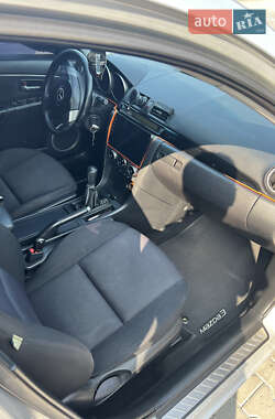 Хэтчбек Mazda 3 2006 в 