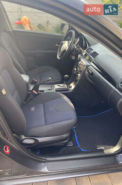 Седан Mazda 3 2006 в 