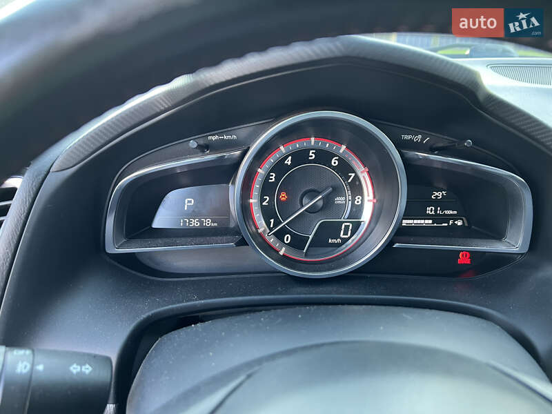 Хетчбек Mazda 3 2015 в Вінниці