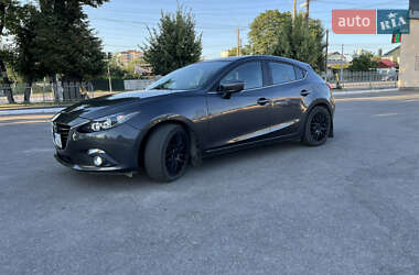 Хэтчбек Mazda 3 2015 в 