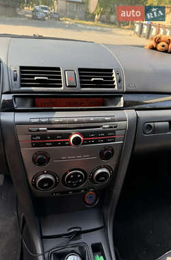 Хэтчбек Mazda 3 2007 в 