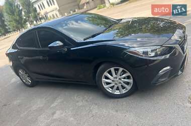 Седан Mazda 3 2015 в 