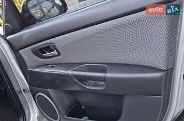 Седан Mazda 3 2007 в 