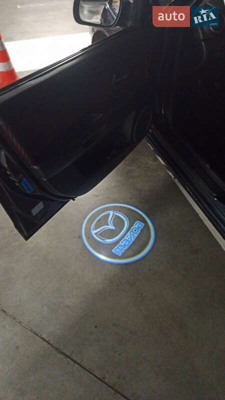 Хетчбек Mazda 3 2004 в Львові фото 16 Хетчбек Mazda 3 2004 в Львові