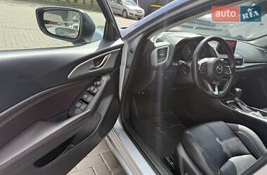Седан Mazda 3 2016 в 