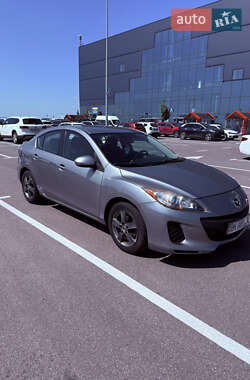 Седан Mazda 3 2012 в Львові