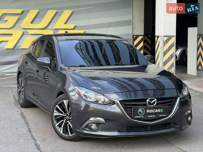 Mazda 3 2015