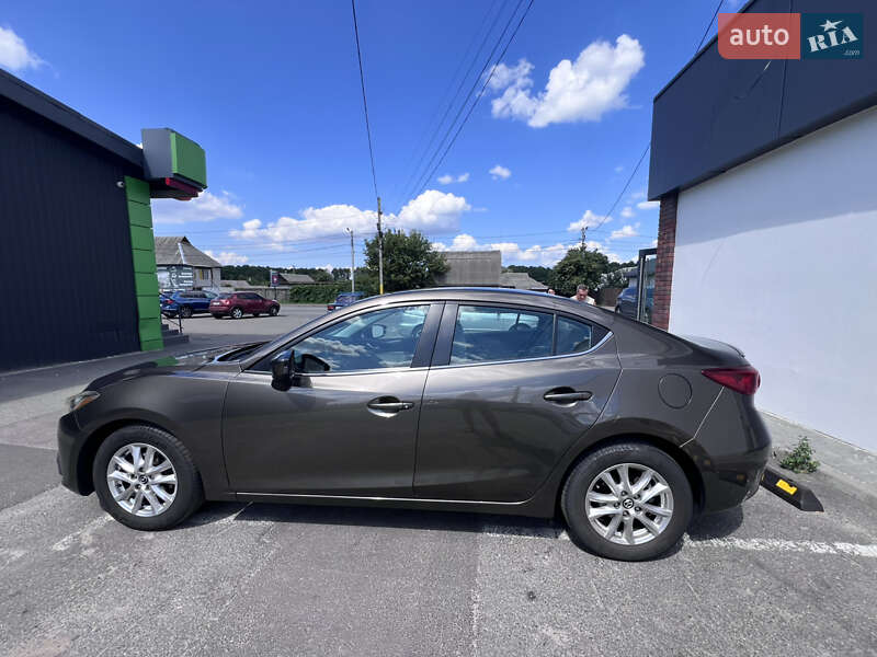 Седан Mazda 3 2015 в Києві