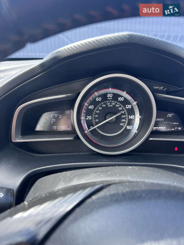 Седан Mazda 3 2015 в Києві