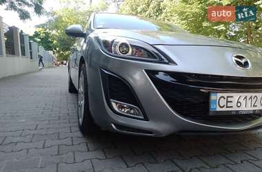 Хетчбек Mazda 3 2010 в Чернівцях