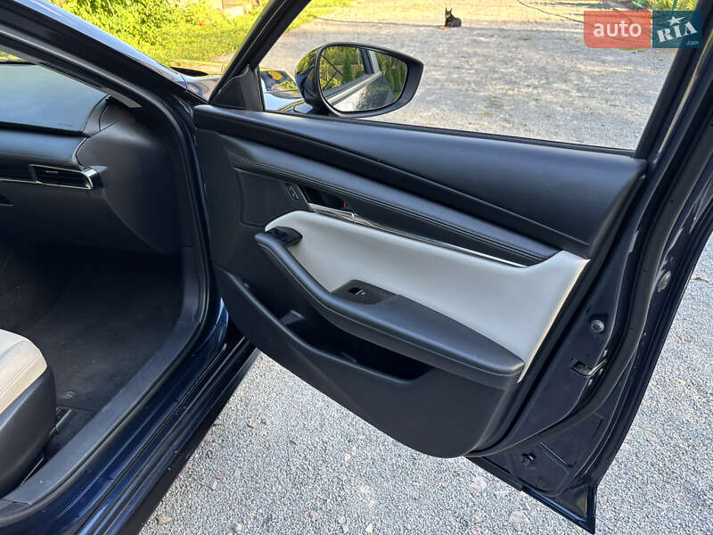 Седан Mazda 3 2021 в Ровно фото 18 Седан Mazda 3 2021 в Ровно