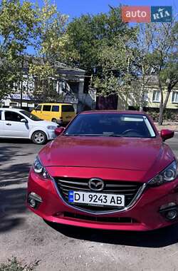 Седан Mazda 3 2015 в 