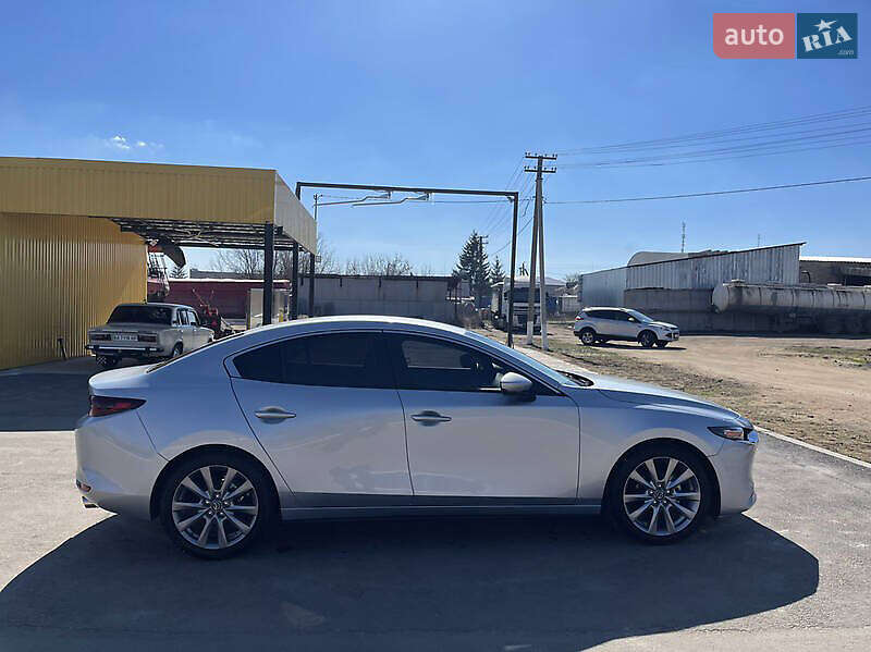 Седан Mazda 3 2020 в Киеве
