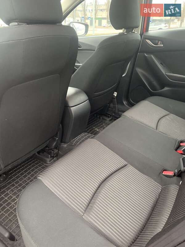 Седан Mazda 3 2015 в Киеве