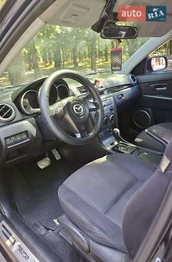 Хэтчбек Mazda 3 2007 в 