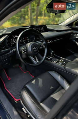 Седан Mazda 3 2019 в 