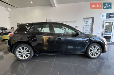 Хэтчбек Mazda 3 2010 в 