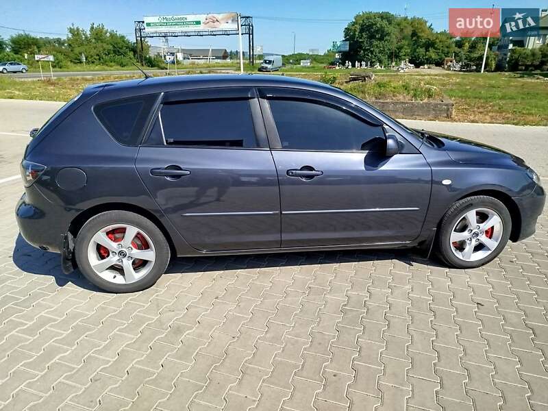 Хэтчбек Mazda 3 2005 в Черновцах