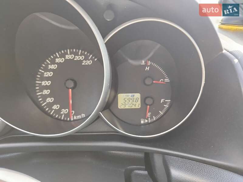 Хэтчбек Mazda 3 2005 в Черновцах