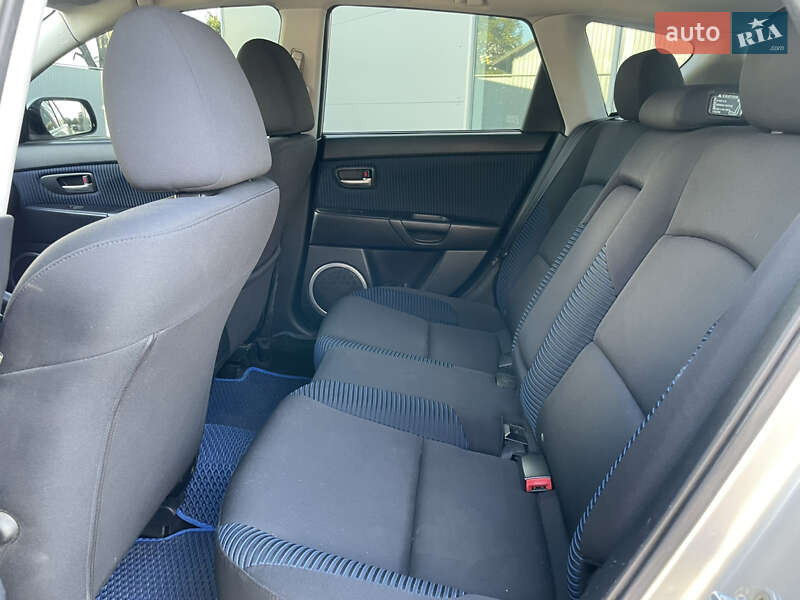 Хэтчбек Mazda 3 2005 в Полтаве