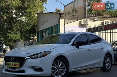 Седан Mazda 3 2015 в Миколаєві