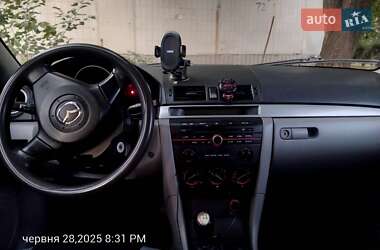 Седан Mazda 3 2004 в Черкассах
