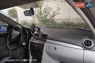 Седан Mazda 3 2004 в Черкассах