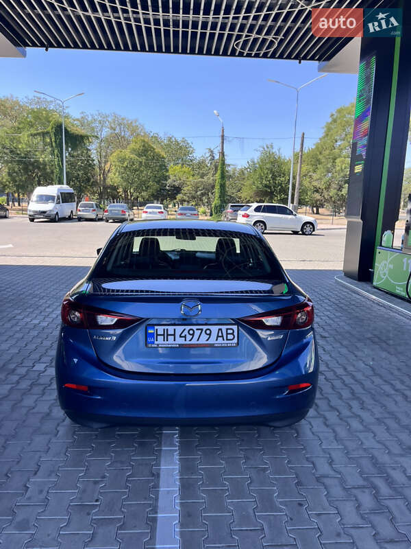 Седан Mazda 3 2018 в Одессе