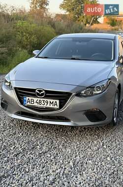 Седан Mazda 3 2016 в Виннице