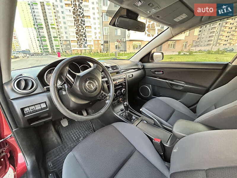 Седан Mazda 3 2008 в Броварах