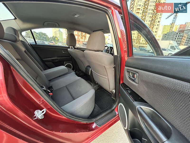 Седан Mazda 3 2008 в Броварах