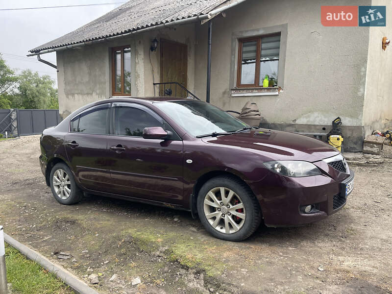 Седан Mazda 3 2007 в Самборе