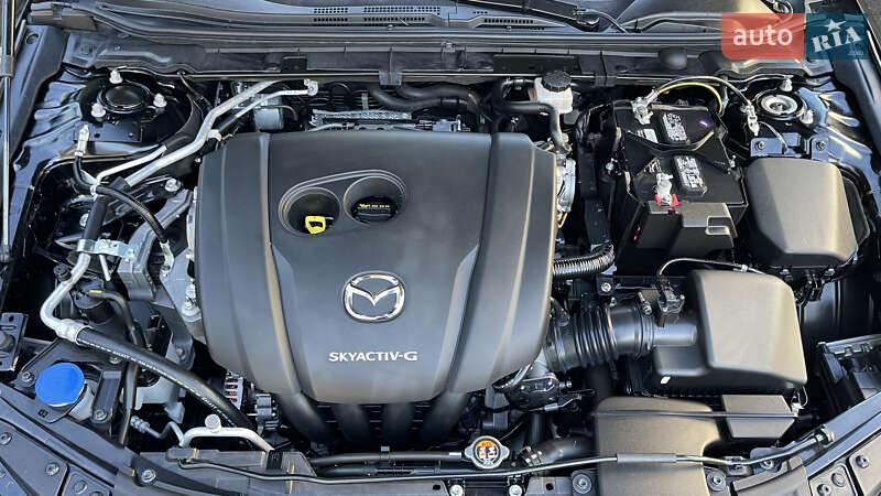 Седан Mazda 3 2019 в Киеве