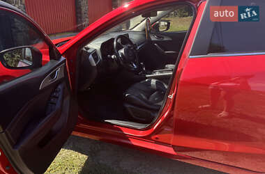 Седан Mazda 3 2016 в 