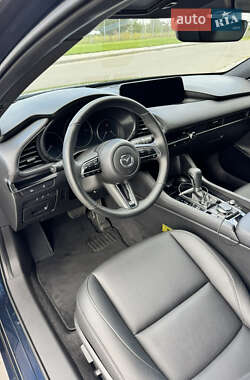 Хэтчбек Mazda 3 2023 в 