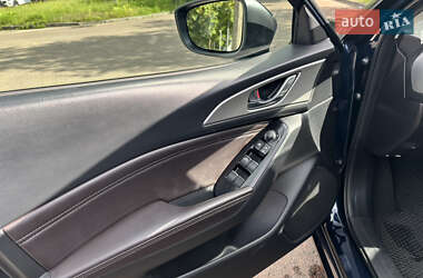 Хэтчбек Mazda 3 2017 в 
