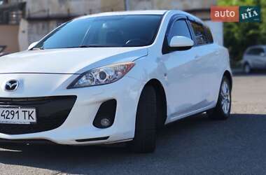 Хэтчбек Mazda 3 2012 в 
