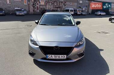 Седан Mazda 3 2015 в Софиевской Борщаговке