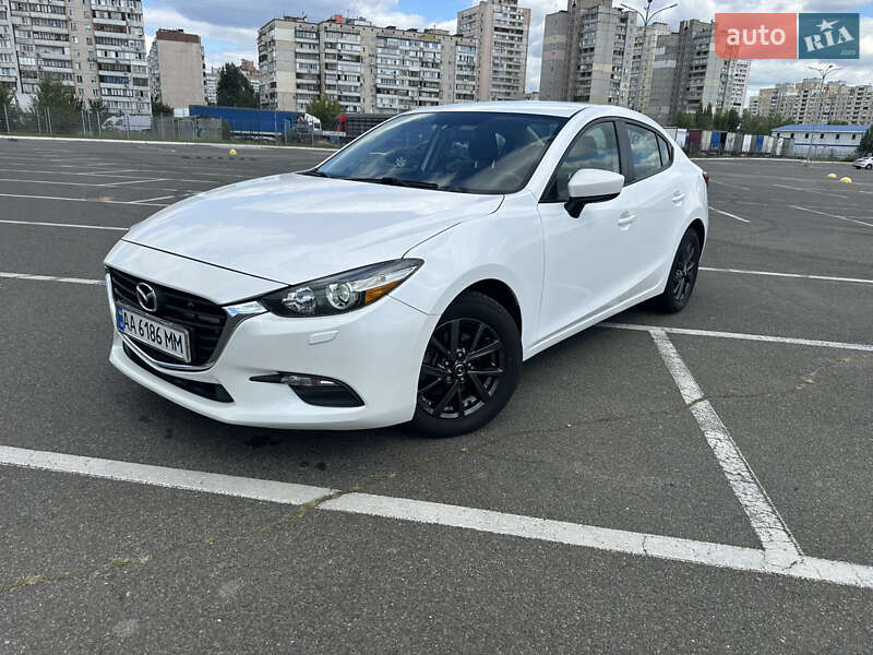 Mazda 3 2016