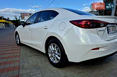 Седан Mazda 3 2017 в 