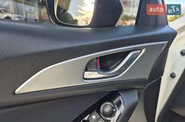 Седан Mazda 3 2017 в 
