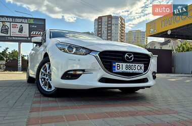 Седан Mazda 3 2017 в 