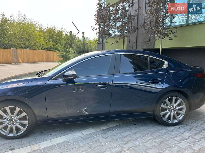 Седан Mazda 3 2024 в Києві
