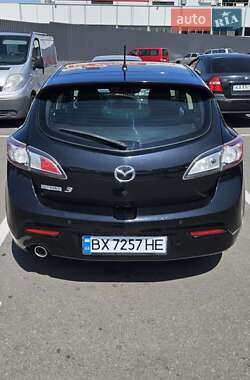 Хэтчбек Mazda 3 2010 в 