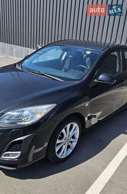 Хэтчбек Mazda 3 2010 в 