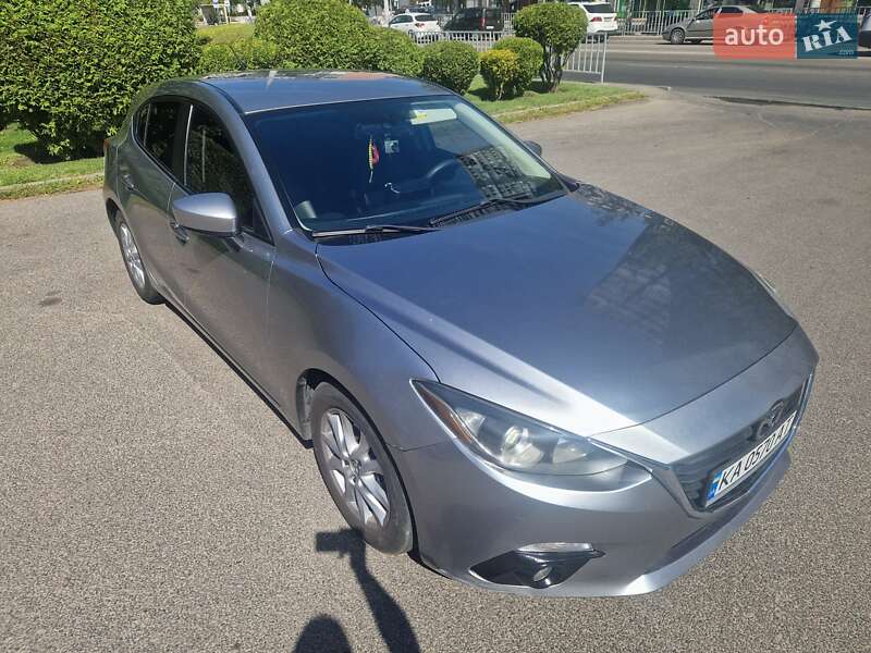 Хэтчбек Mazda 3 2014 в Днепре