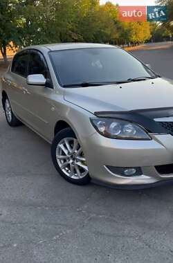 Хэтчбек Mazda 3 2005 в Новой Одессе