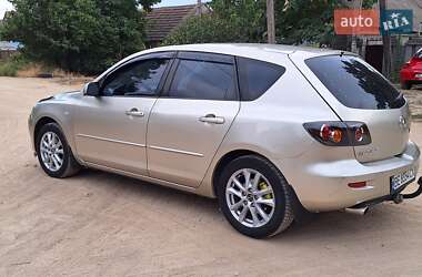 Хэтчбек Mazda 3 2005 в 