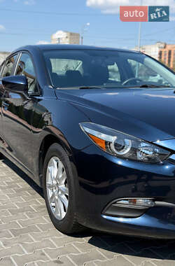 Седан Mazda 3 2017 в 